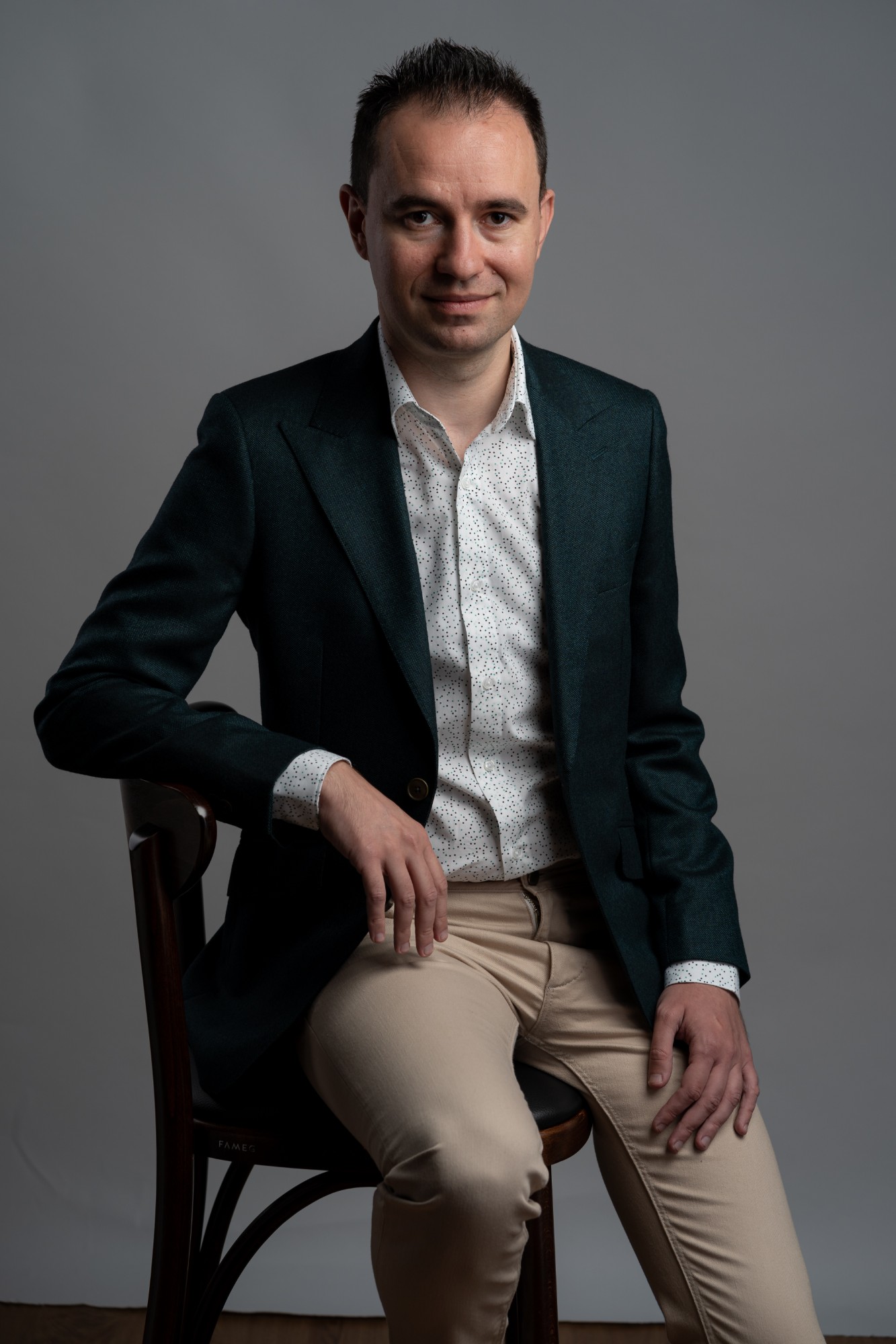 Gabriel Nistoran, portret